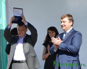Глава региона принял участие в открытии нового предприятия на ОАО «Каменская БКФ»