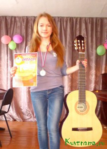 Одна из лучших учениц в детской музыкальной школе Татьяна Щербакова