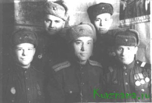 Н.А. Кудрявцев (верхний ряд справа).