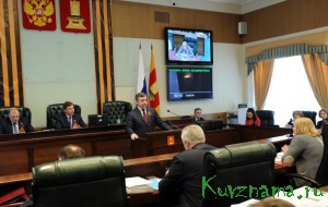 Губернатор Андрей Шевелев выступил с докладом о деятельности регионального Правительства в 2014 году