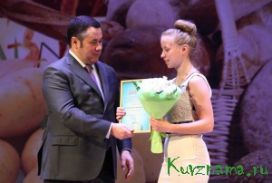 Губернатор Игорь Руденя вручил награды передовым работникам сельского хозяйства региона