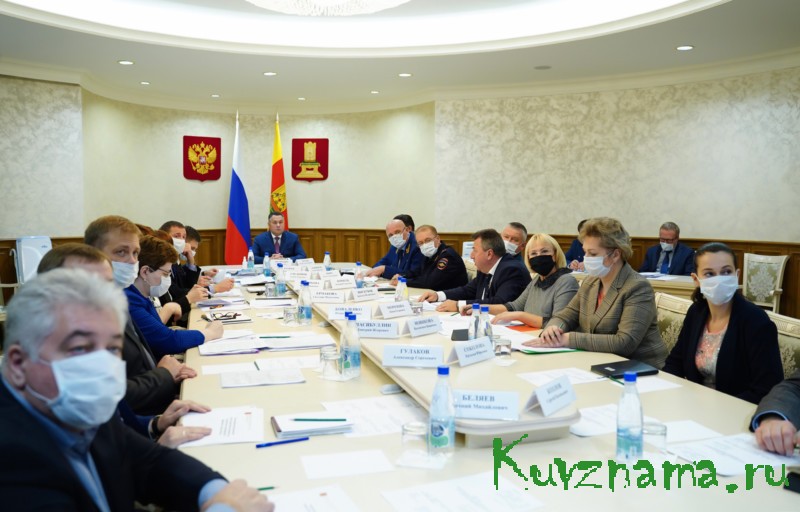 30 октября губернатор Игорь Руденя провел заседание оперативного штаба по предупреждению завоза и распространения коронавируса в Тверской области