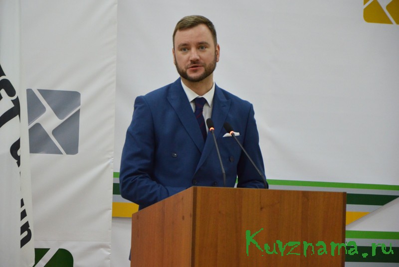 Визит губернатора на модернизированное производство АО «КБФ» в Кувшинове